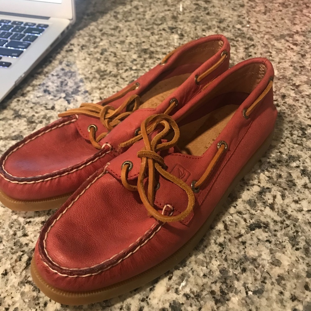 New Sperry Topsiders